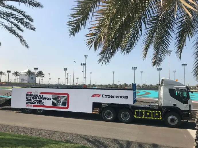 Flatbed trailer rental for moving heavy machinery in Dubai